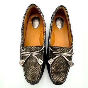 Clarks Dunbar Driving Loafer Pewter Metallic Snakeskin Leather old money size 7